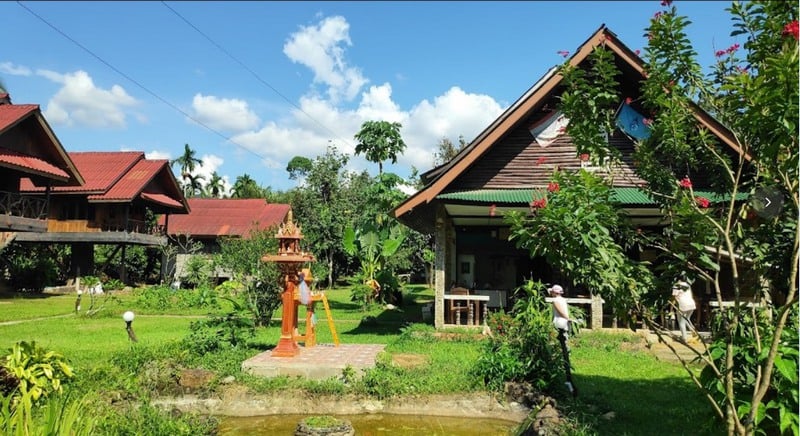 Khao Sok Bambo house