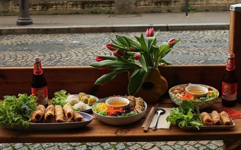 10 Restaurants vietnamiens AUTHENTIQUES à Paris 