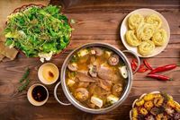 Lẩu ou fondue vietnamienne: un plat convivial à partager