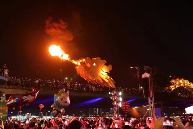 8 Expériences Incontournables au Festival du Nouvel An de Da Nang 2026