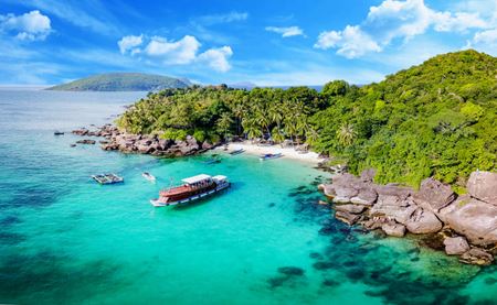 Comment se rendre à Phu Quoc ? Guide complet pour un voyage sans accroc