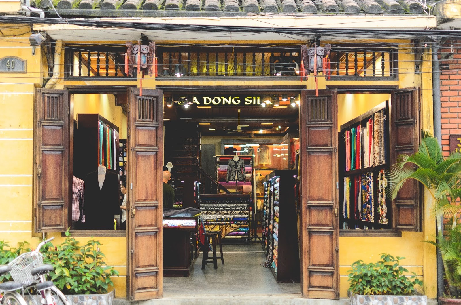 Hoi An : Des vêtements sur mesure en 24h, à des prix incomparables