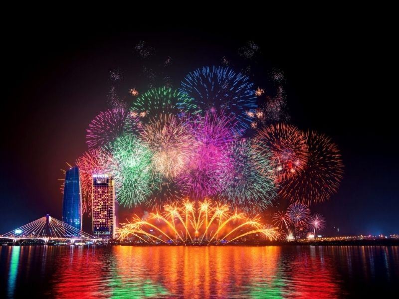Le Festival International de Feux d’Artifice de Da Nang : un été haut en couleurs