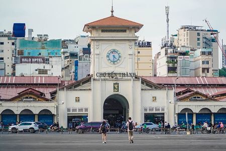 Marché Ben Thanh : Du Marécage au Cœur Vibrant de Ho Chi Minh-Ville