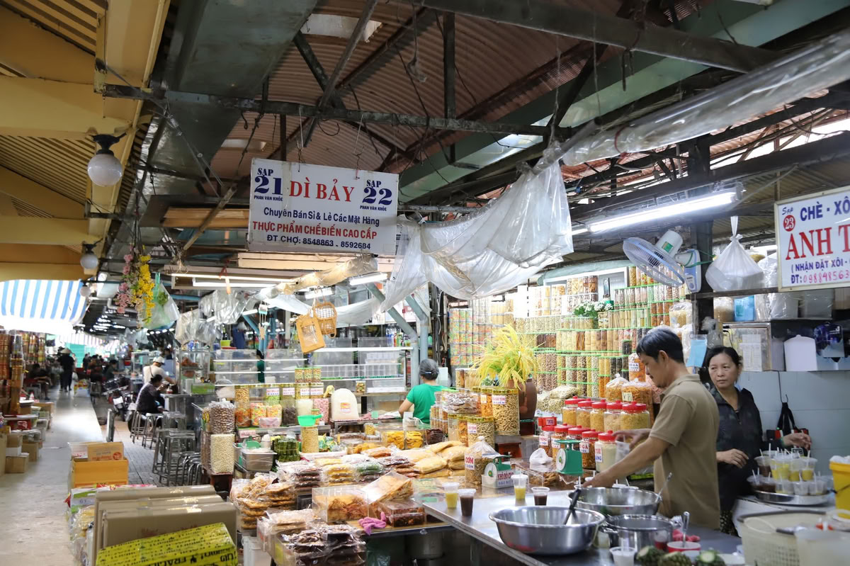 Marché Binh Tay: Près dun siècle au cœur de Saigon
