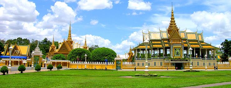 Le Palais Royal de Phnom Penh : guide complet pour une visite réussie
