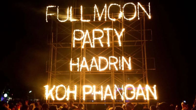 Tout sur la Full Moon Party à Koh Phangan 2026