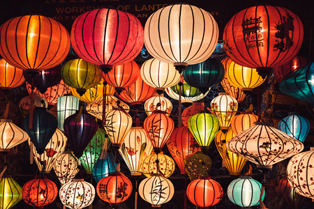 Marché de nuit, une véritable institution au Vietnam