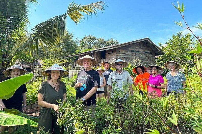 Cours de cuisine thaï authentique et visite de ferme à Chiang Mai