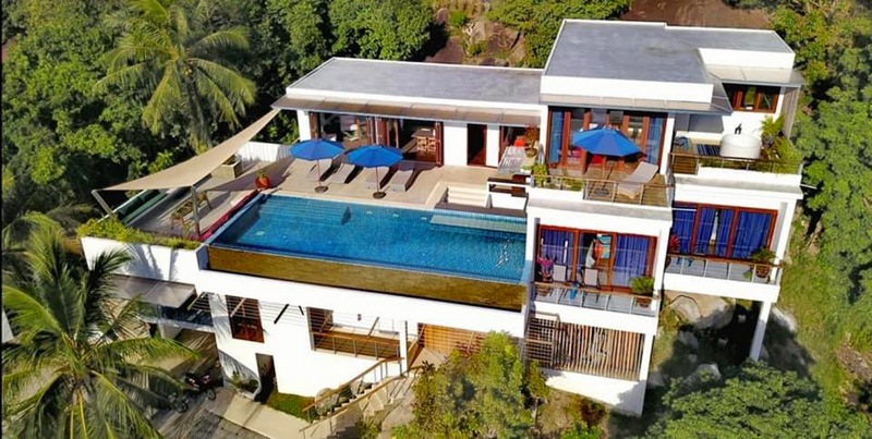 Folie bleue villa