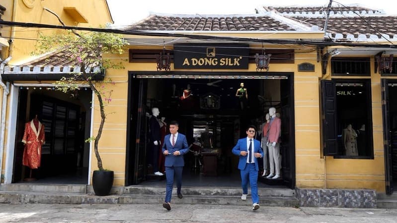 A Dong tailor