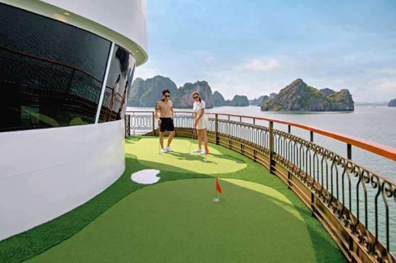 Indochina Sails golf