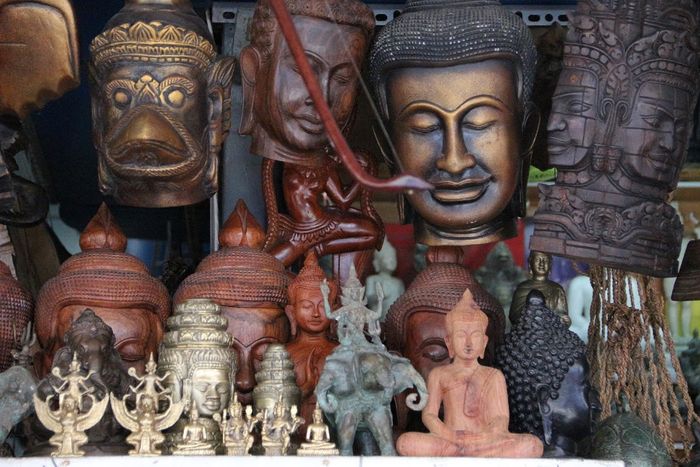 Artisanat sculptural au Cambodge