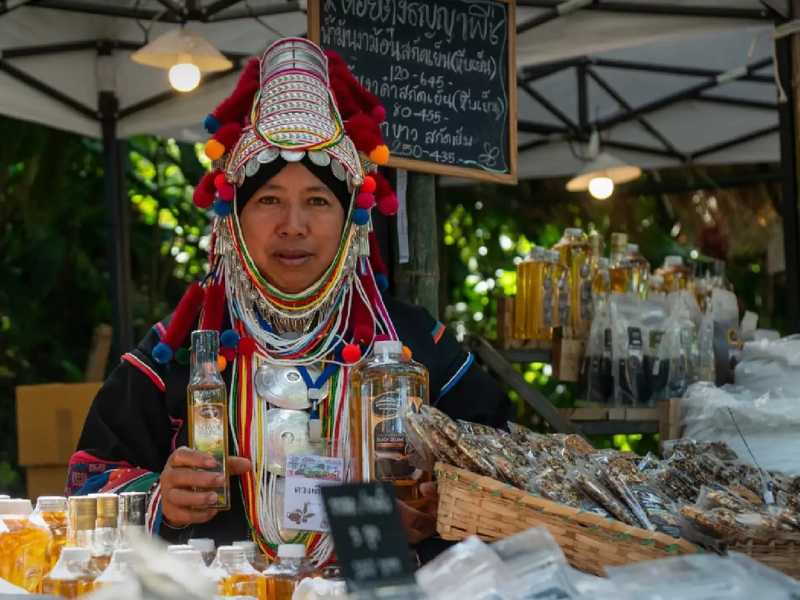 Produits artisanaux et plats traditionnels de Doi Tung