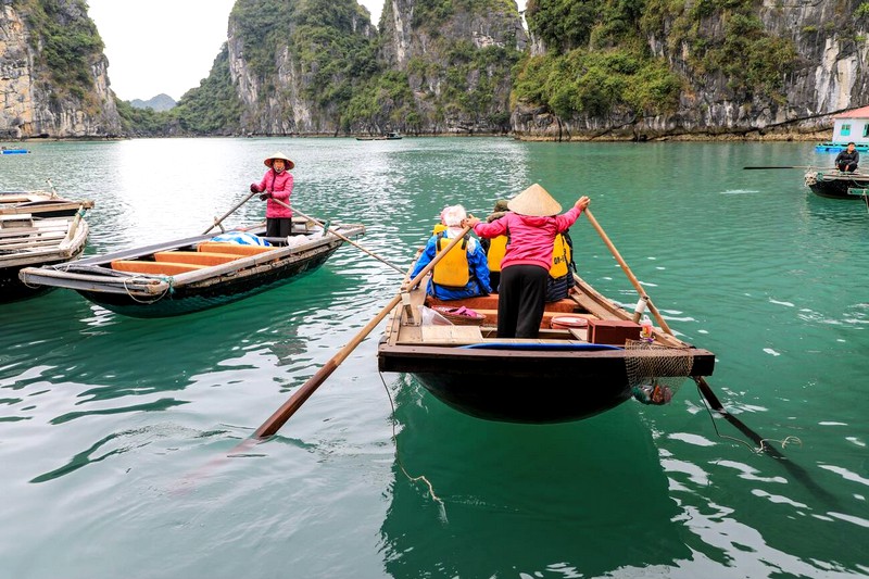 Bateau, baie d''Halong