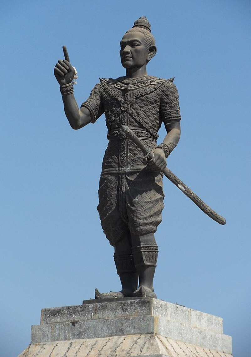 Le roi Fa Rum_la statue est située dans la capitale Vientiane