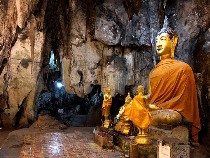 Le temple-grotte de Khao Pun