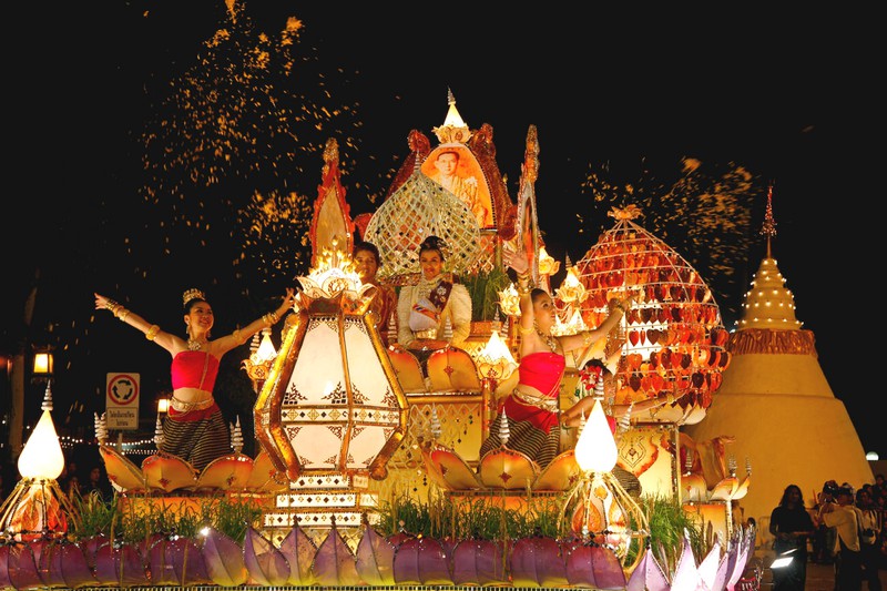 Loy Krathong à Chiang Mai - Tradition et festivités
