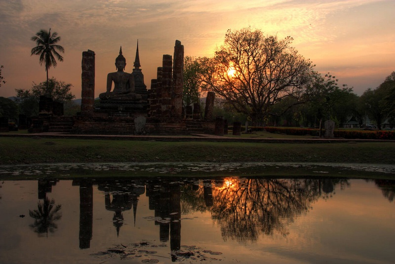 Sukhothai au coucher du soleil
