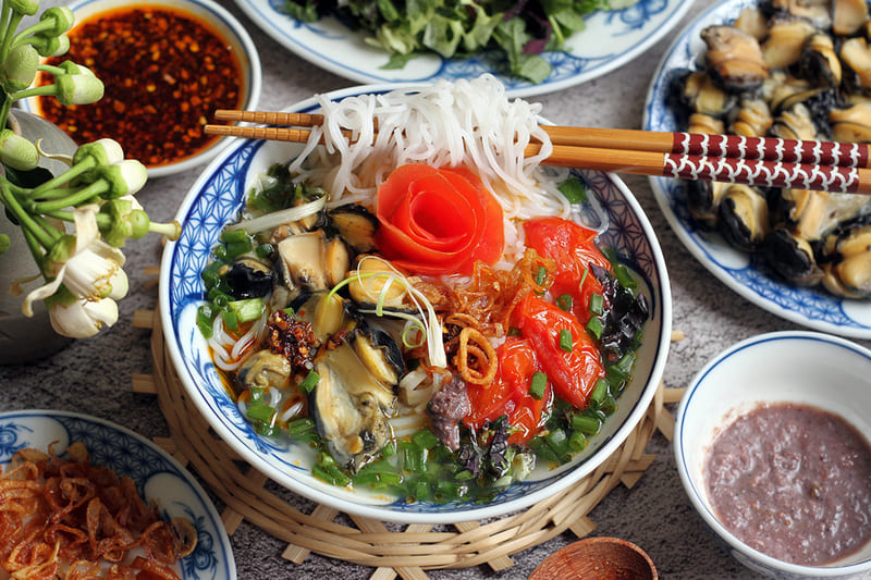 bun oc plats à deguster au vietnam
