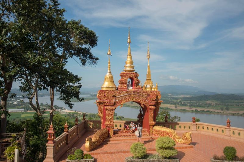 Wat Phra That Doi Pu Khao