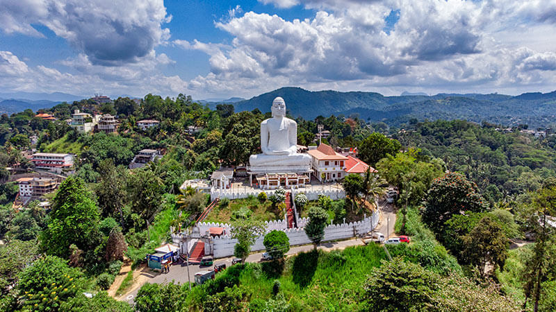 Bahiravokanda Vihara Bouddha Statue