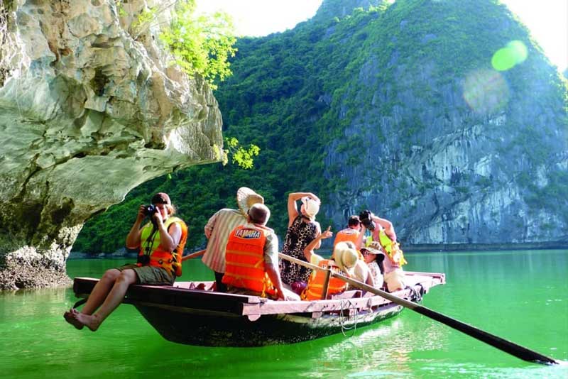 baie d''halong vietnam