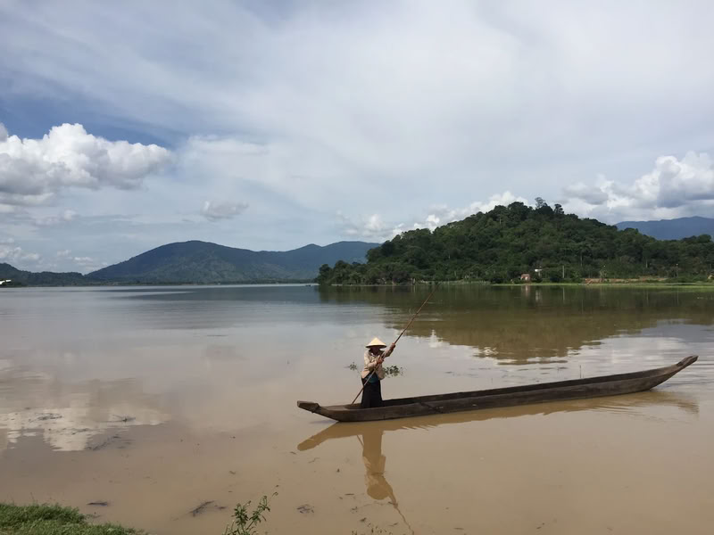 Le lac Lak et la balade en pirogue 2