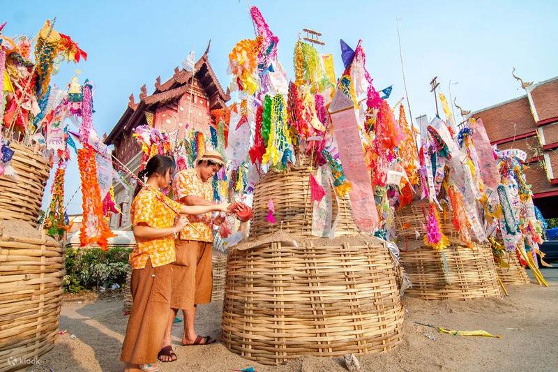 Les décorations de songkran
