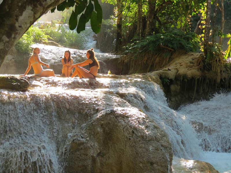 baignade chute kuang si