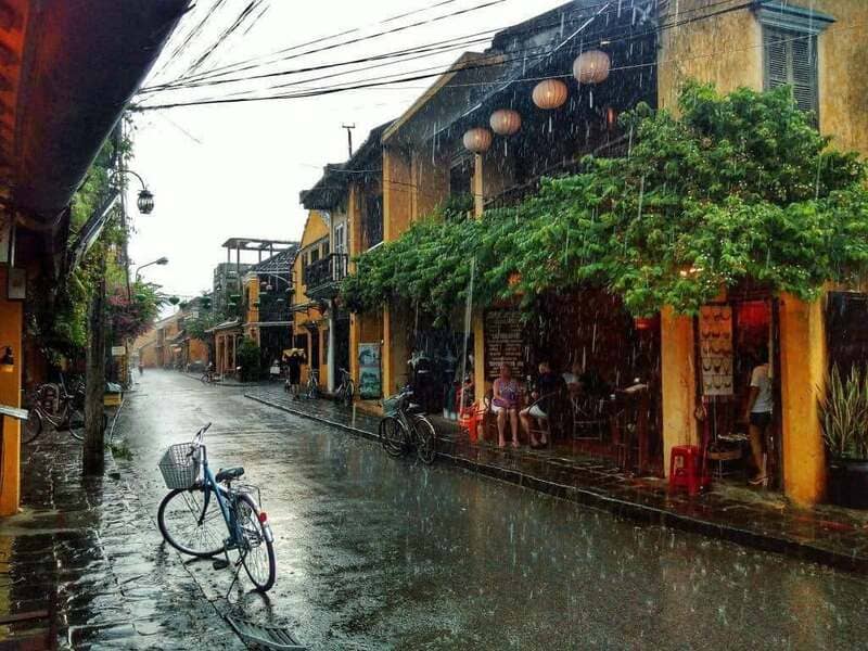 hoi an sous la pluie