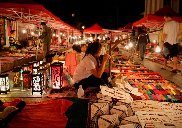 Le marché nocturne de Luang Prabang