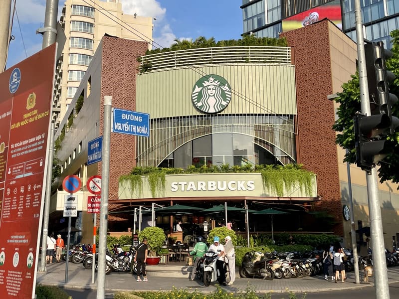 starbucks vietnam