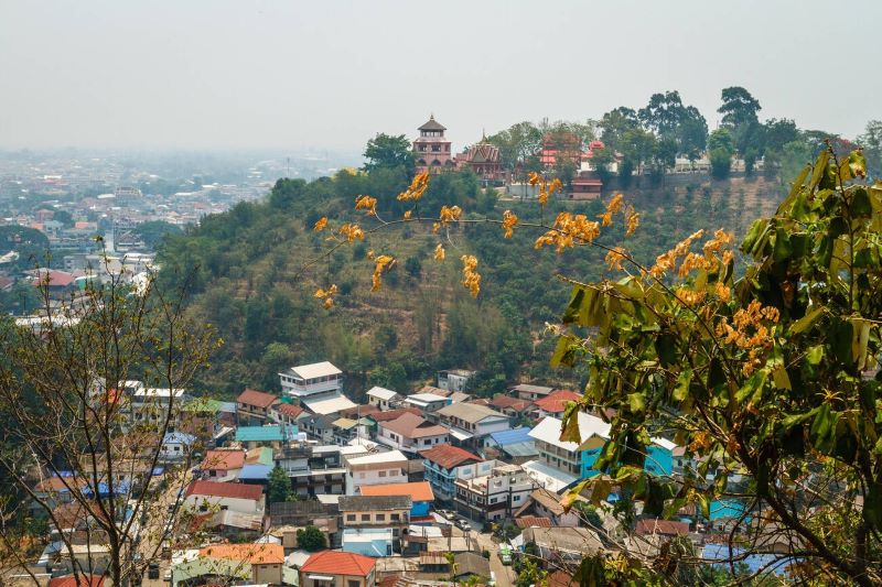 Vue depuis la colline de Mae Sai