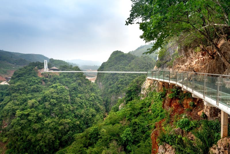 pont suspendu en verre vietnam