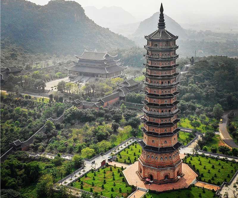 pagode Bai Dinh sur le mont Dinh