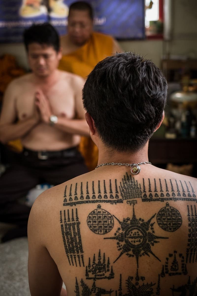 Tatouages sakyant de la Thaïlande