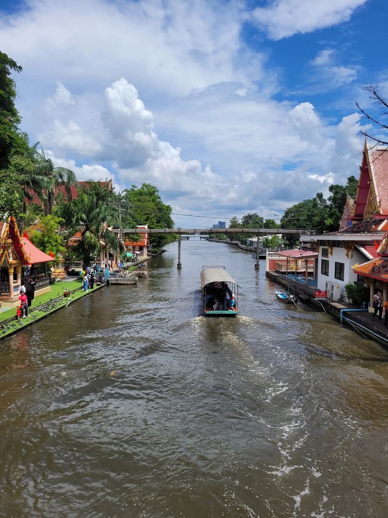 Kwan-Riam Floating Market, une ambiance locale au bord du canal