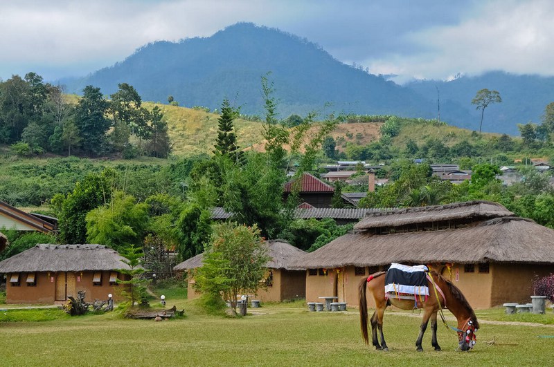 Village paisible à Pai, tribus sino-thaïlandaises de Yunnan