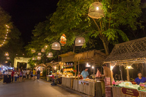 Le marché de nuit dAyutthaya
