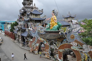 La pagode Linh Phuoc