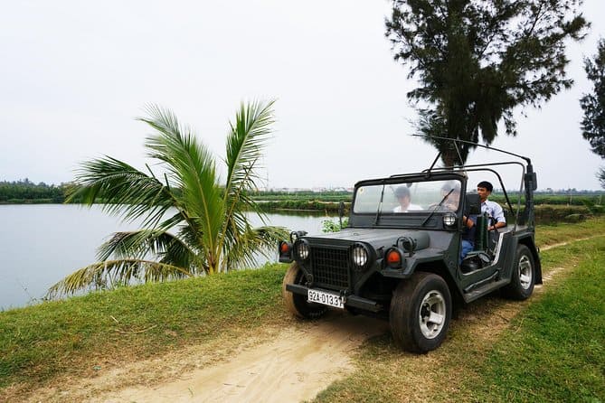 Circuit en Jeep dans la campagne de Hoi An