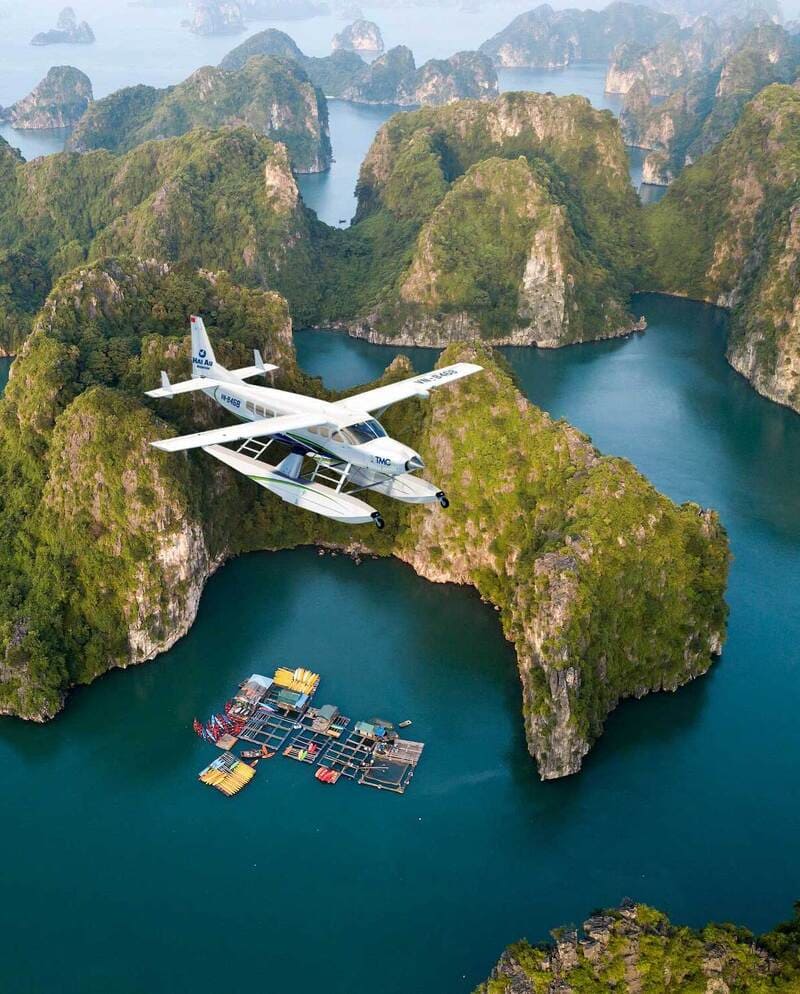 Baie dHalong en hydravion