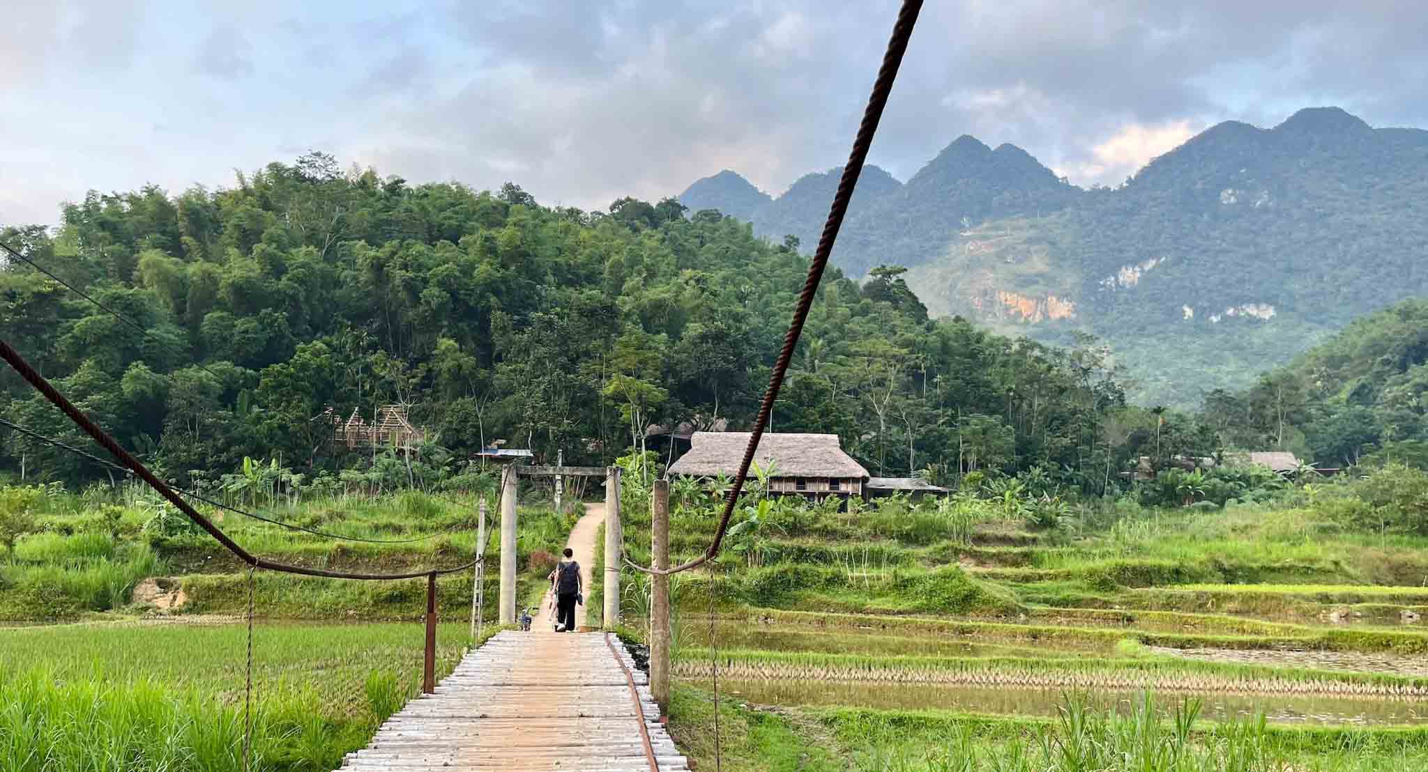 Nuit chez M. Ty à Pu Luong