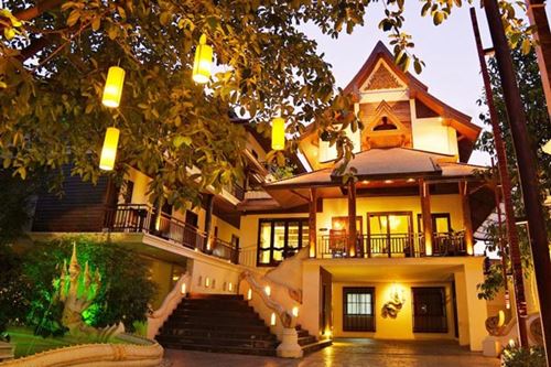 De Naga Hôtel