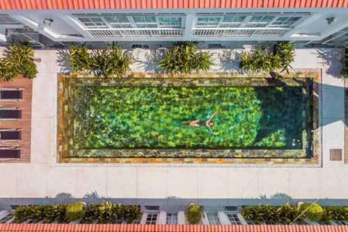 White Boutique Hotel & Residences