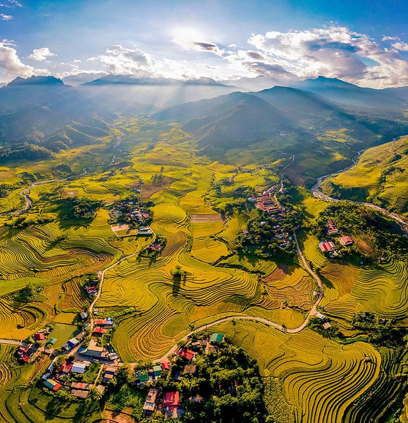 Les rizières en terrasse dans les montagnes du nord, Vietnam