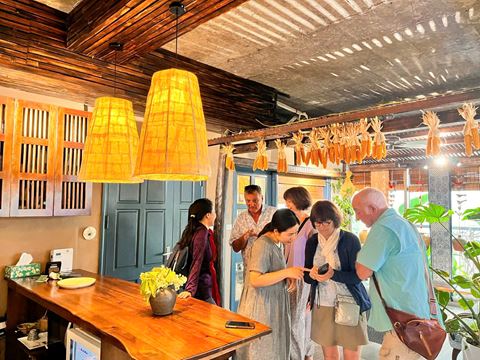 CHARLES et sa famille