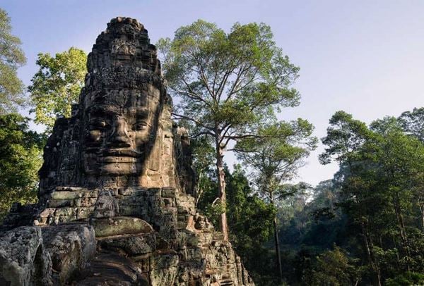 Temple Bayon dans le complexe d'Angkor