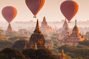 Bagan avec plus de 2000 temples